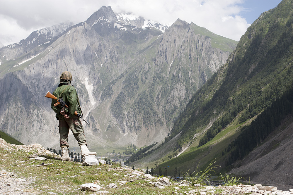 Kashmir. Among the Mountains. Photo by Nikolay Milovidov